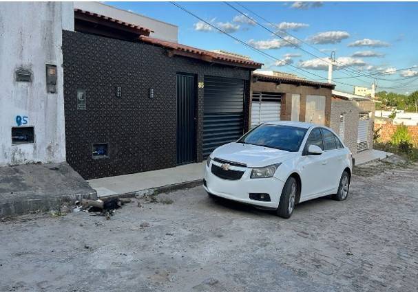 Casa em Serrinha, Cruzeiro, Rua Militão, 34, BA. Área: 84m2