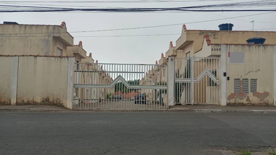Casa em Suzano, Recreio Sertaozinho, Estrada Takashi Kobata, 2065, SP. Área: 105m2