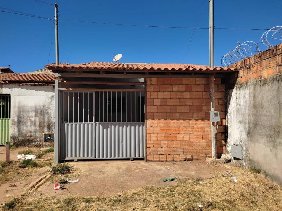 Casa em Valparaíso de Goiás, Setor De Chácaras Anhangüera - Gleba ''c'', Rua Acre, 0, GO. Área: 62m2