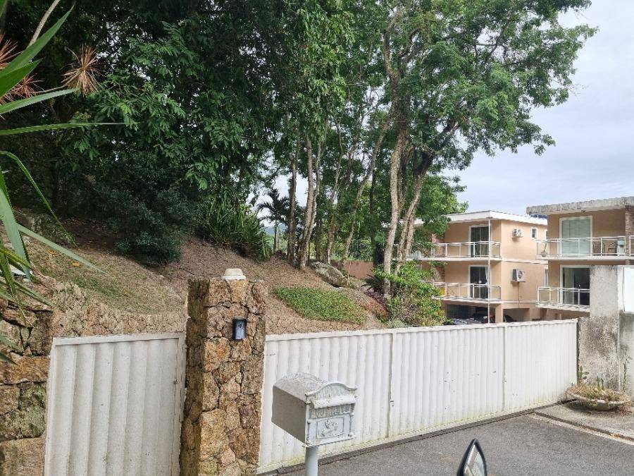 Casa em Niterói, Piratininga, Rua Desembargador Luiz Miguel Pinaud, 418, RJ. Área: 149m2 - imagem 0