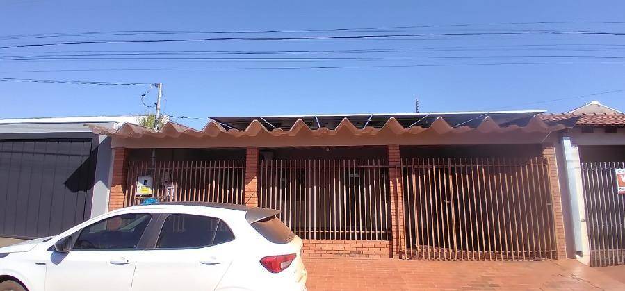 Casa em Maracaju, Bnh, Rua Ponta Porã, 240, MS. Área: 161m2