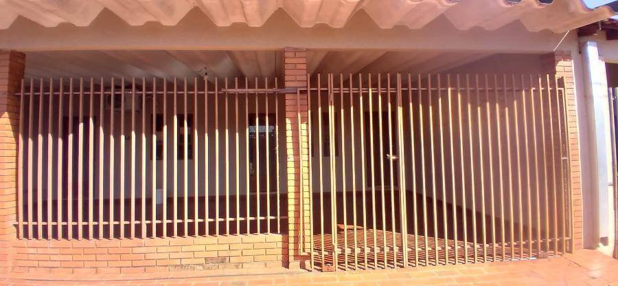 Casa em Maracaju, Bnh, Rua Ponta Porã, 240, MS. Área: 161m2 - imagem 0