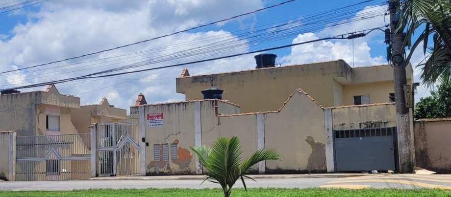 Casa em Suzano, Recreio Sertãozinho, Estrada Takashi Kobata, 2065, SP. Área: 86m2