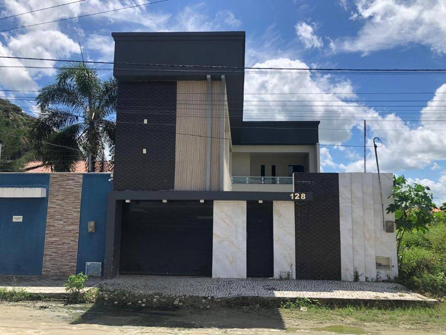 Casa em Quixadá, Planalto Renascer, Rua Fátima Soares De Sousa, 128, CE. Área: 0m2