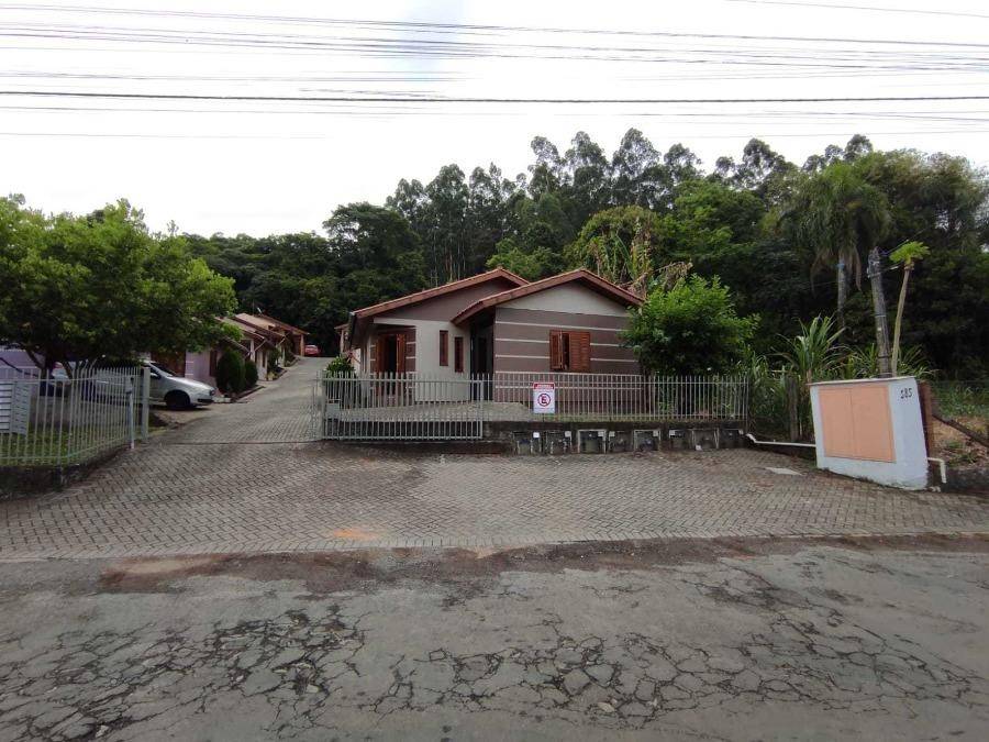 Casa em Igrejinha, Figueira, Rua Dos Renck, 597, RS. Área: 78m2