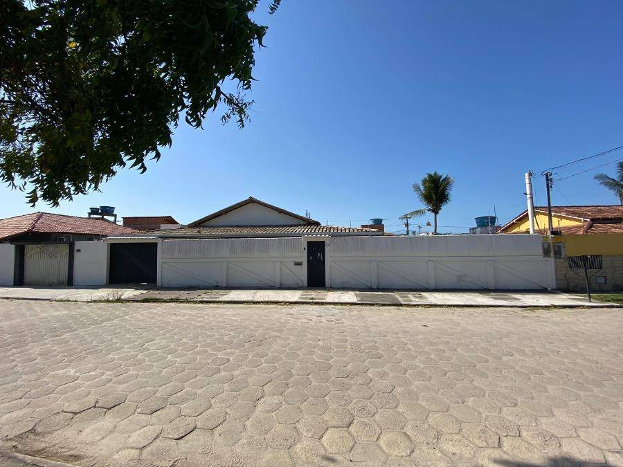 Casa em Prado, Luiz Eduardo Magalhaes, Av. Angelita Mascarenhas, S-N, BA. Área: 297m2
