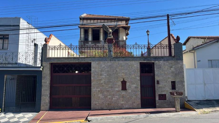 Casa em Lorena, Vila Zélia, Avenida Oswaldo Aranha, 1466, SP. Área: 0m2