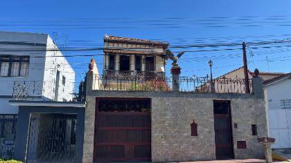 Casa em Lorena, Vila Zélia, Avenida Oswaldo Aranha, 1466, SP. Área: 306m2 - imagem 0