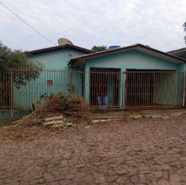 Casa em Frederico Westphalen, São Francisco De Paula, Rua 54, 586, RS. Área: 111m2