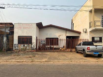 Casa em Vilhena, Centro, Avenida Barão Do Rio Branco, 3846, RO. Área: 0m2