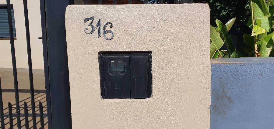 Casa em Ijuí, Centro, Rua Carlota Burtet, 316, RS. Área: 172m2 - imagem 0