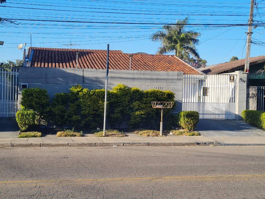 Casa em Curitiba, Alto, Rua José Veríssimo, 1614, PR. Área: 0m2