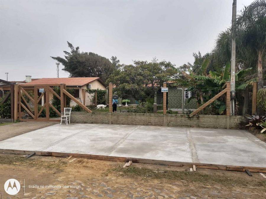 Casa em Imbé, Mariluz-plano B, Rua Integração, 260, RS. Área: 117m2