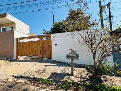 Casa em Marília, Jardim Flora Rica, Rua Fabiano Gravena, 135, SP. Área: 0m2