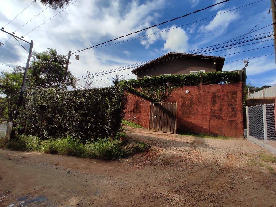 Casa em Mairinque, Canguerinha, Rua Benedita Maria Scholfess, 105, SP. Área: 0m2
