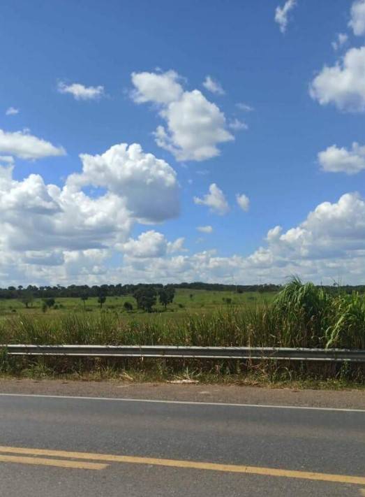 Fazenda em Lagoa Grande, Fazenda Gameleira, Rodovia Presidente Olegário A Br 040 Km 97, 0, MG. Área: 0m2
