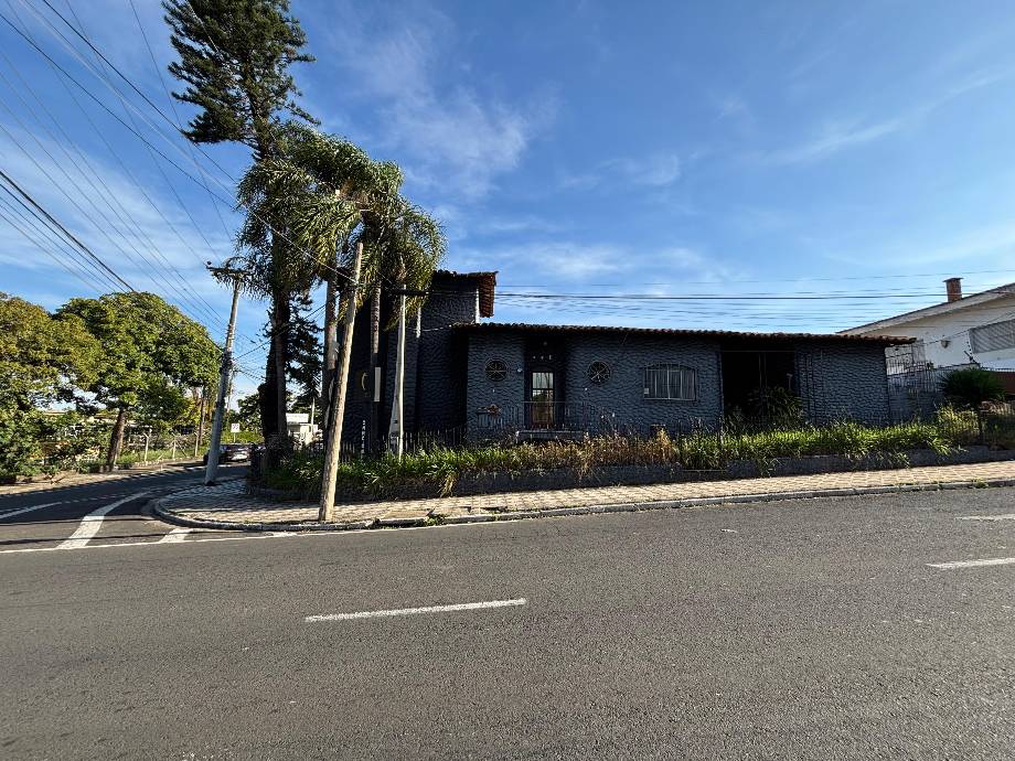 Casa em Sorocaba, Jardim Santa Rosália, Rua Carlota Fiel Carnelos, 341, SP. Área: 0m2