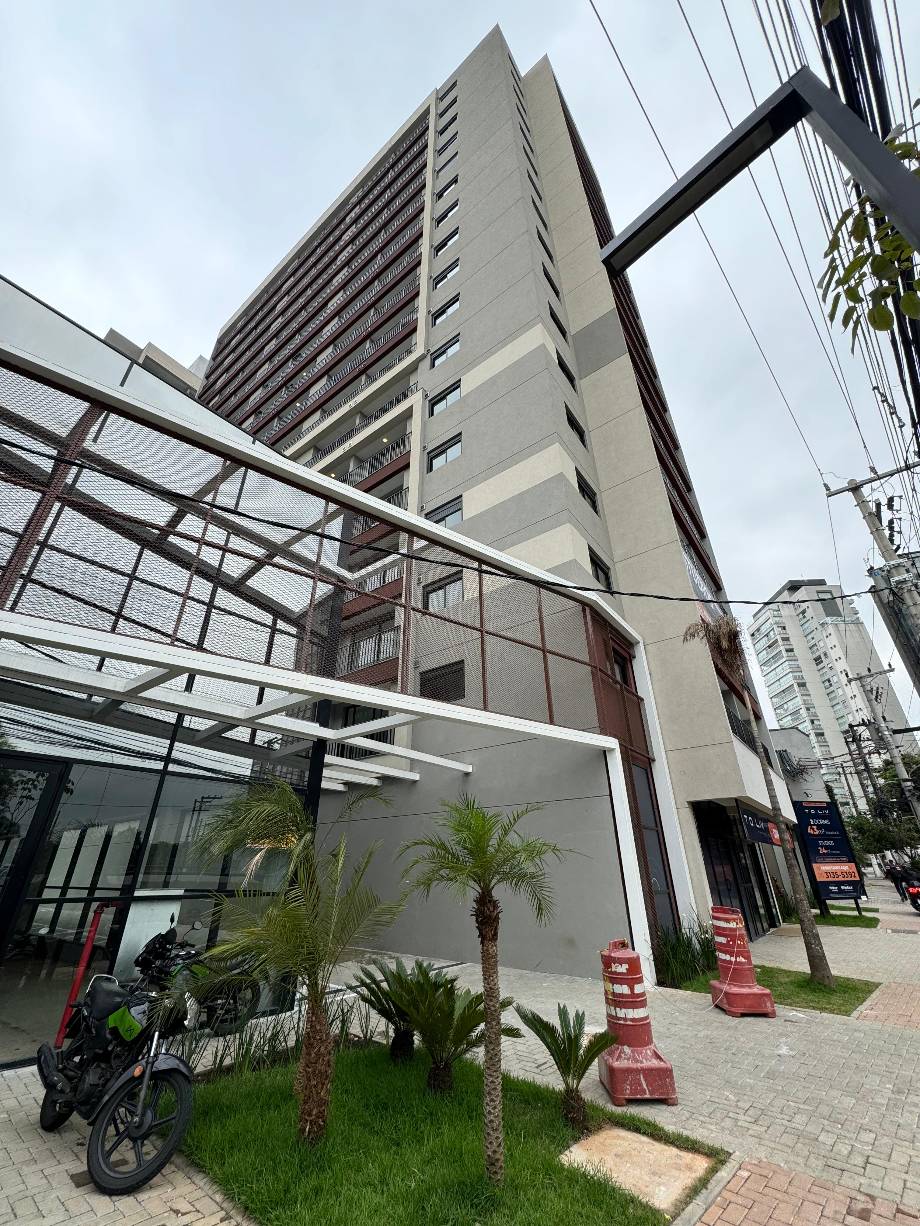Loja em São Paulo, Pinheiros, Rua Butantã, 556, SP. Área: 300m2