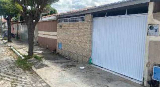 Casa em Jaguaribara, Nossa Senhora De Fátima, Rua Joaquim Negreiros Da Silva, 1260, CE. Área: 0m2
