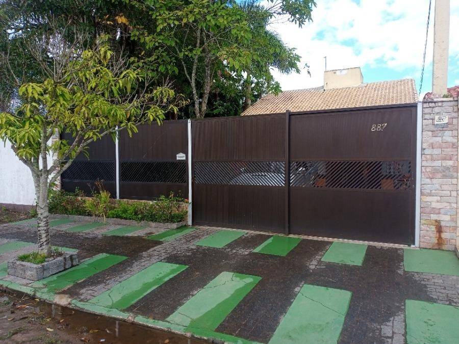 Casa em Peruíbe, Parque Balneario Oasis, Av Edson Vieira Carreira, 887, SP. Área: 138m2