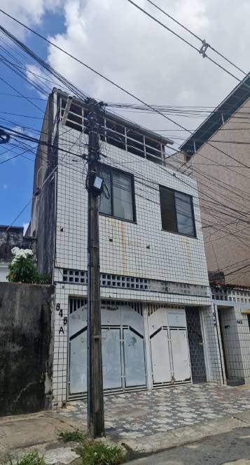 Casa em Fortaleza, Benfica, Rua Marechal Deodoro, 646, CE. Área: 0m2