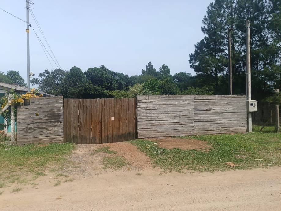 Casa em Viamão, Fiuza, Rua Ametista, 547, RS. Área: 0m2