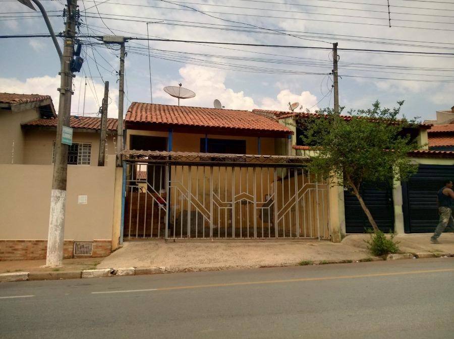 Casa em Tatuí, Jardim Palmira, Rua Prefeita Chiquinha Rodrigues, 924, SP. Área: 100m2