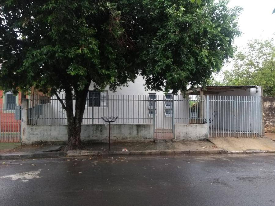 Casa em Promissão, Centro, Rua Baltazar Rodrigues, 910, SP. Área: 0m2