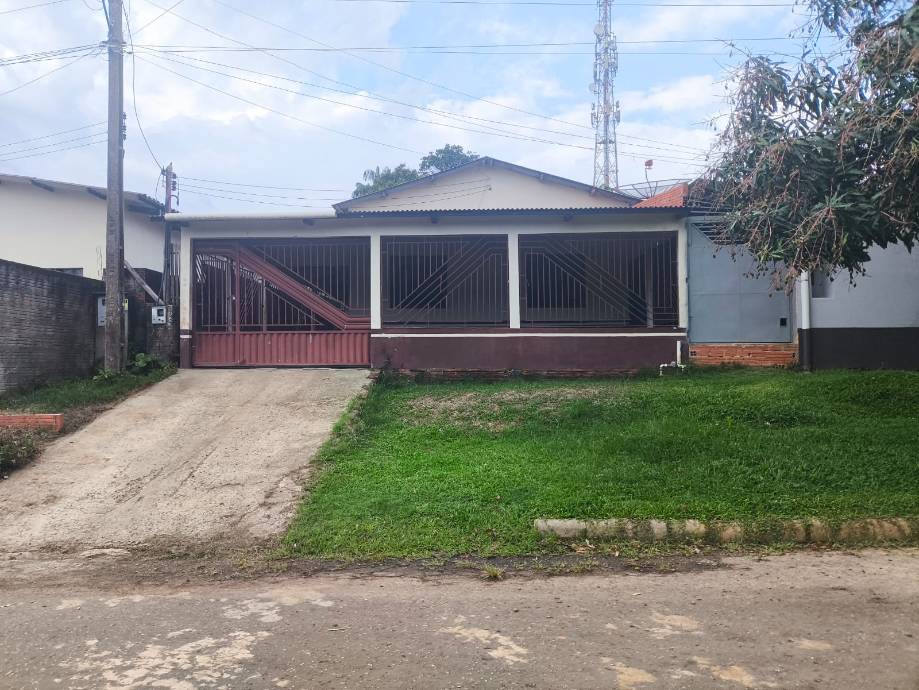 Casa em leilão em Rodrigues Alves - AC