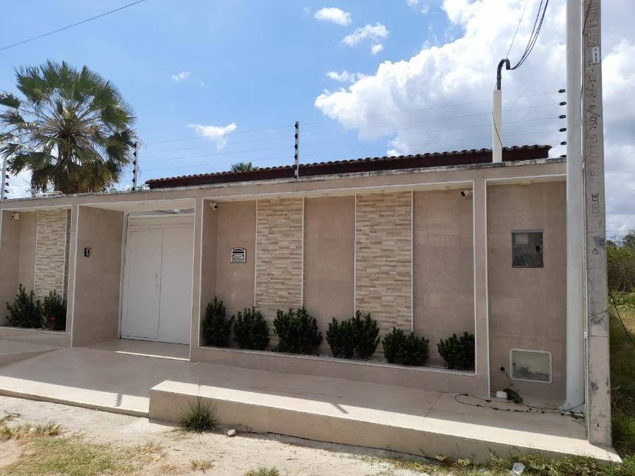 Casa em São Gonçalo do Amarante, Carioca, Rua Dos Pinheiros, 50, CE. Área: 176m2