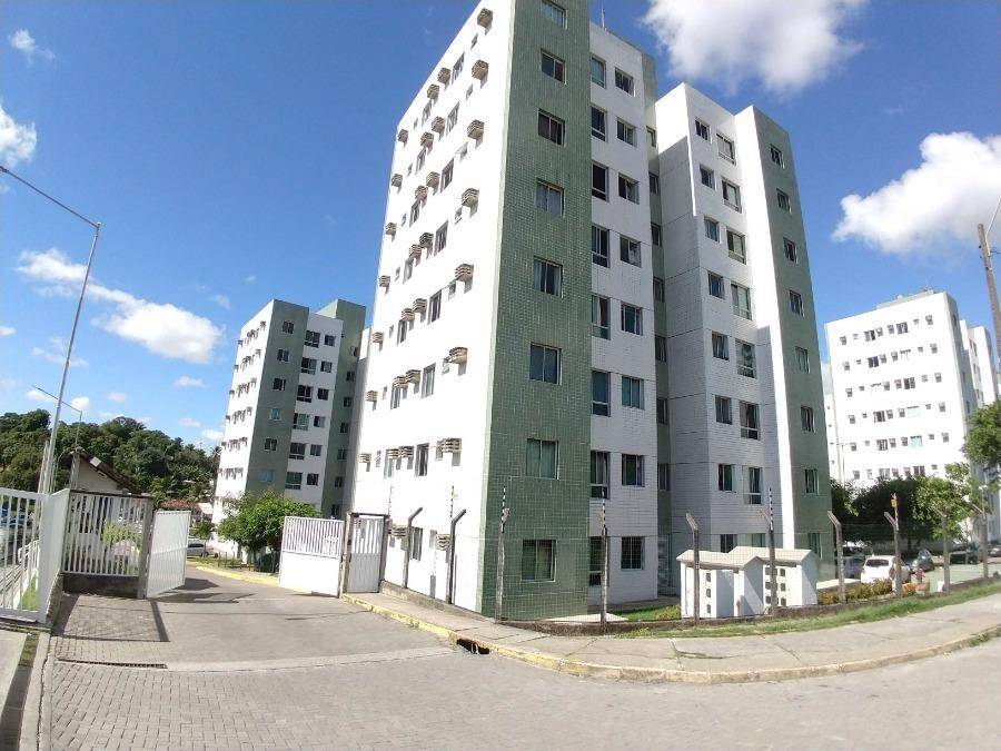 Apartamento em Paulista, Centro, Rua Veneza, 105, PE. Área: 44m2