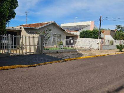 Casa em Toledo, Jardim Gisela, Rua Coronel Angelo Mello, 280, PR. Área: 0m2 - imagem 0