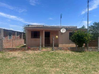 Casa em Santana do Livramento, Parque São José, Rua Eliseu Campos, 913, RS. Área: 38m2