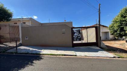 Casa em São José do Rio Preto, Conjunto Habitacional Costa Do Sol, Rua José Botelho Campoó, 110, SP. Área: 0m2