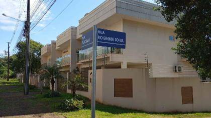 Casa em Foz do Iguaçu, Maracanã, Rua Rio Grande Do Sul, 575, PR. Área: 245m2 - imagem 0