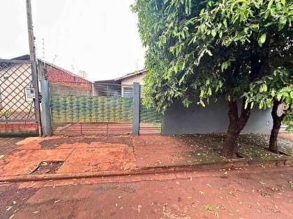 Casa em Dourados, Jardim Eucaliptos, Rua Hatsujiro Kudo, 420, MS. Área: 36m2