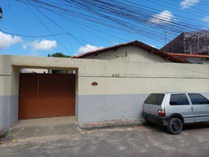 Casa em Fortaleza, Guajeru, Travessa Antônio Magalhães, 436, CE. Área: 86m2