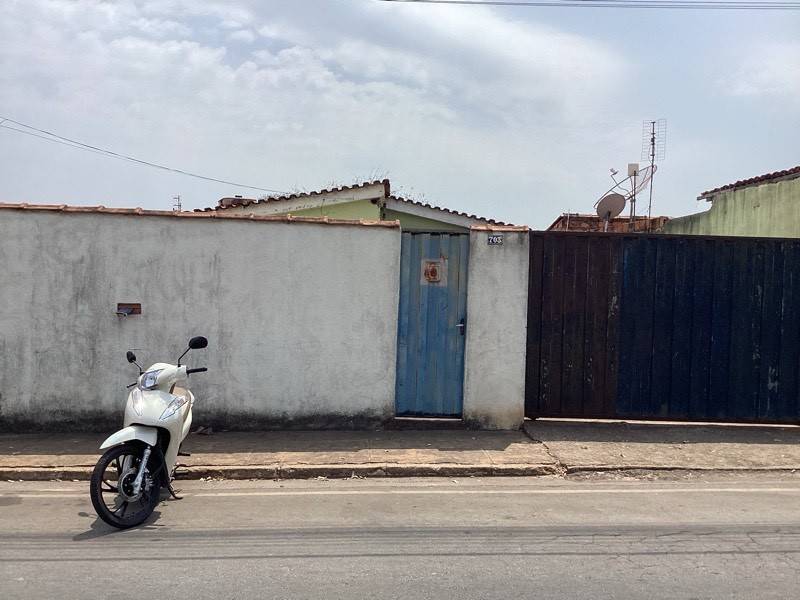 Casa em Pará de Minas, Santos Dumont, Avenida Nossa Senhora Da Piedade, 703, MG. Área: 0m2
