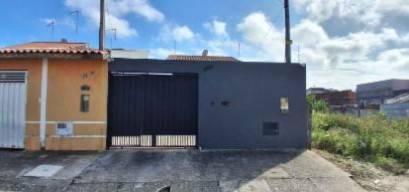 Casa em Lorena, Cidade Industrial, Rua Silvio Costa, 1.082, SP. Área: 77m2