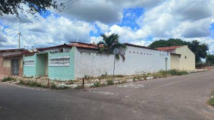 Casa em Aracati, Cohab, Rua C, 112, CE. Área: 0m2 - imagem 0