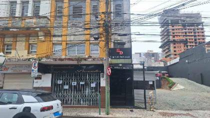 Sala comercial em Ponta Grossa, Centro, Rua Quinze De Novembro, 439, PR. Área: 169m2