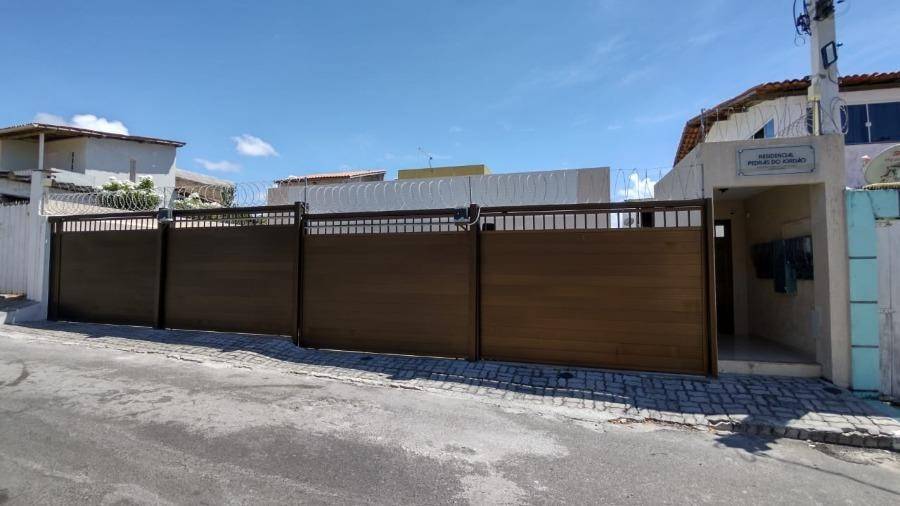 Casa em Lauro de Freitas, Ipitanga, Rua Marília Tereza Dos Santos, 311, BA. Área: 64m2