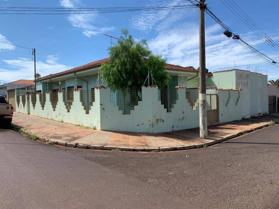 Casa em Jardinópolis, Jardim Niagara, Rua Getulio Vargas, 1.450, SP. Área: 0m2