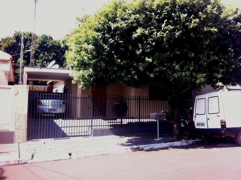 Casa em Tanabi, Centro, Rua Benedito Sampaio, 271, SP. Área: 112m2 - imagem 0