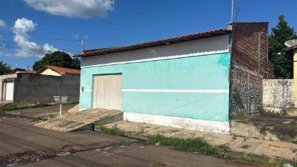 Casa em Caxias, Teso Duro, Avenida 15 De Novembro, 05, MA. Área: 0m2