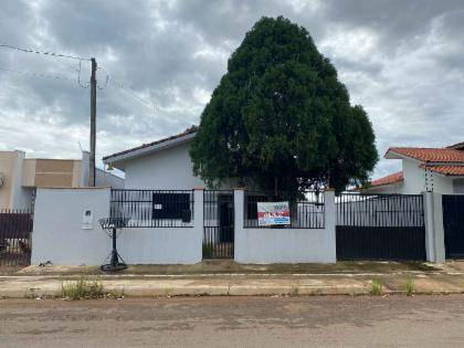 Casa na Rua 8207