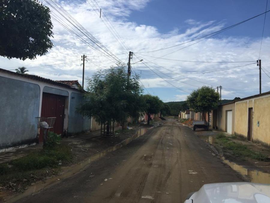 Casa em Santa Maria da Vitória, Parque De Exposicao, Emilio Marques, 200, BA. Área: 0m2