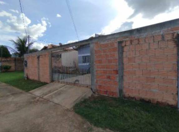 Casa em Lucas do Rio Verde, Parque Das Américas, Rua Leonel Brizola, 2110-S, MT. Área: 0m2