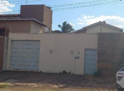 Casa em Xinguara, Centro, Rua Jatoba, 94, PA. Área: 0m2