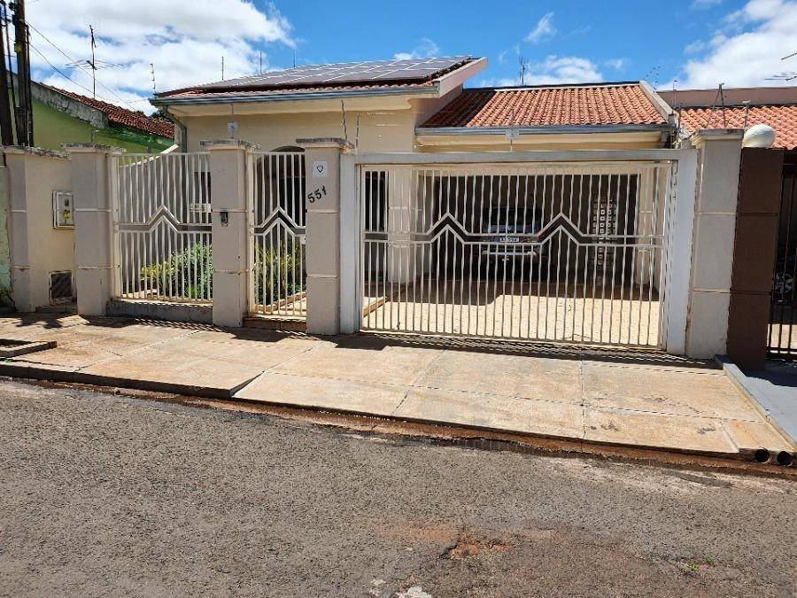 Casa em Ourinhos, Vila Soares, Rua Doutor Caio Mizubuti, 551, SP. Área: 0m2